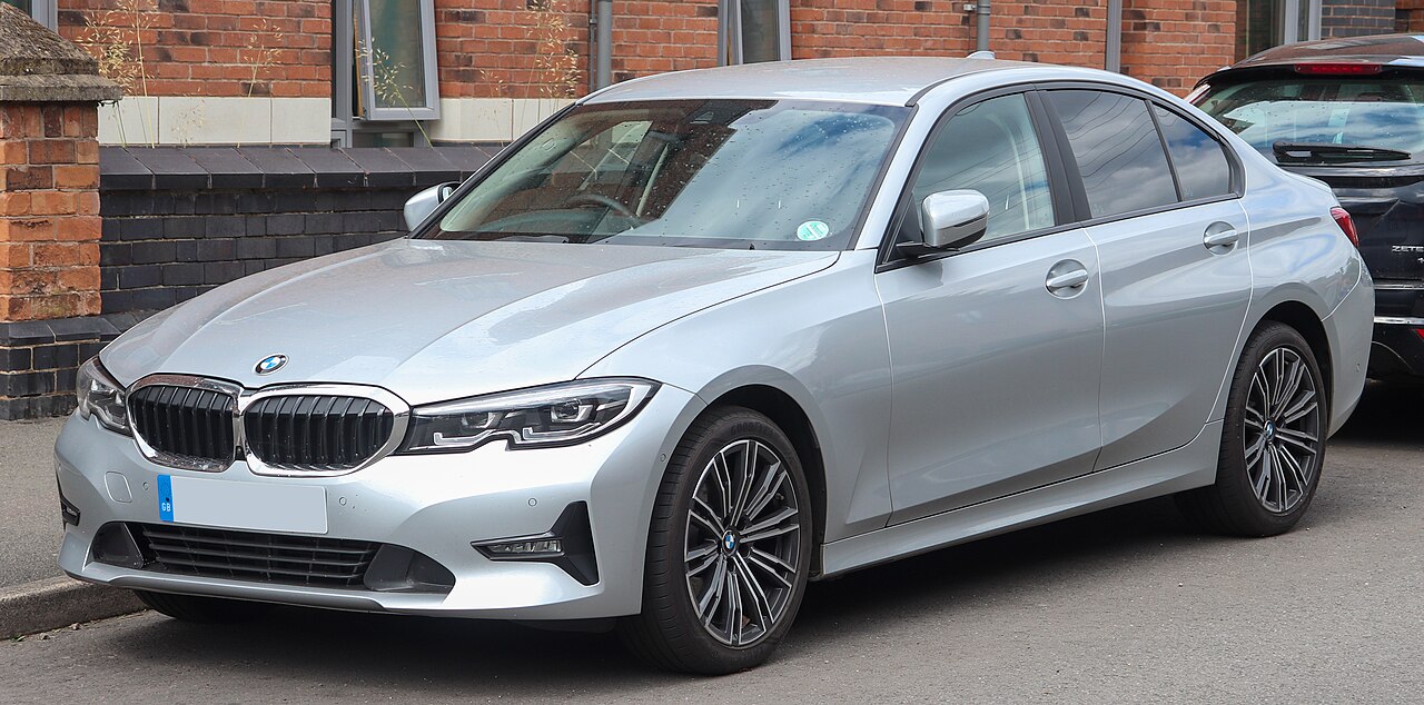 BMW 320i Sport Line